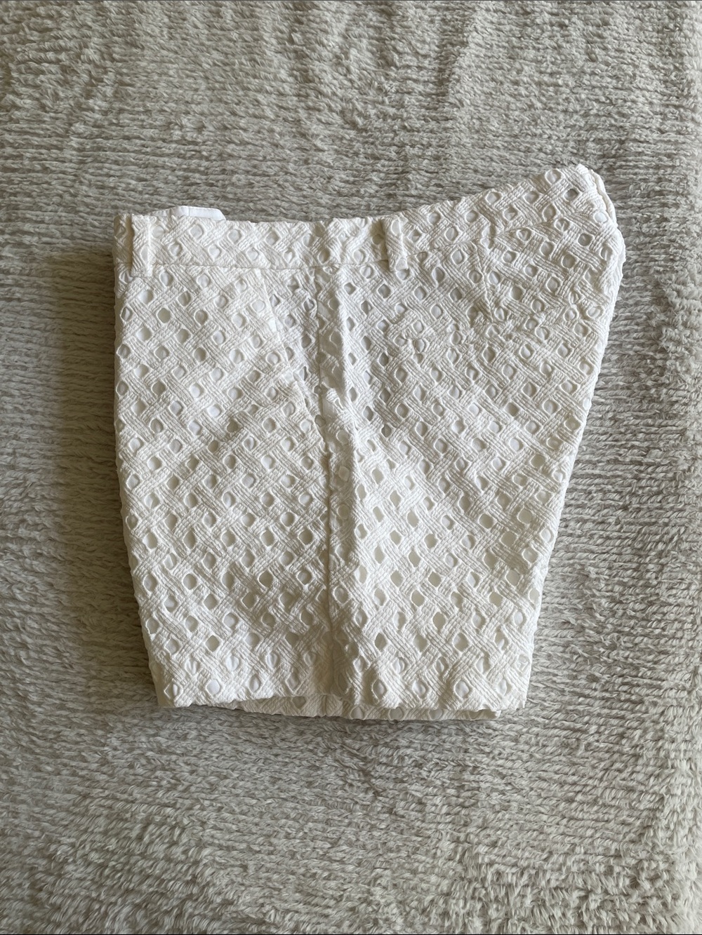 Banana Republic White Eyelet High-Waist Women’s Shorts